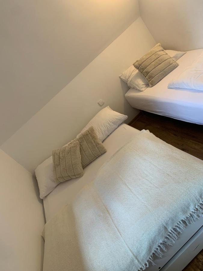 Pokoje Sunshine World Suites زاكوباني المظهر الخارجي الصورة
